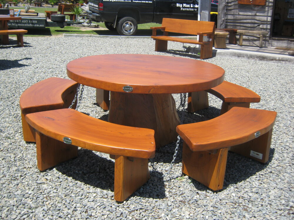 4001S: Stump Base with 4 Curved Seats