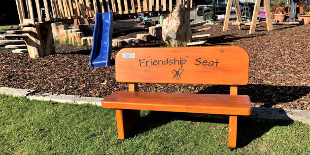 Friendship seat (2)